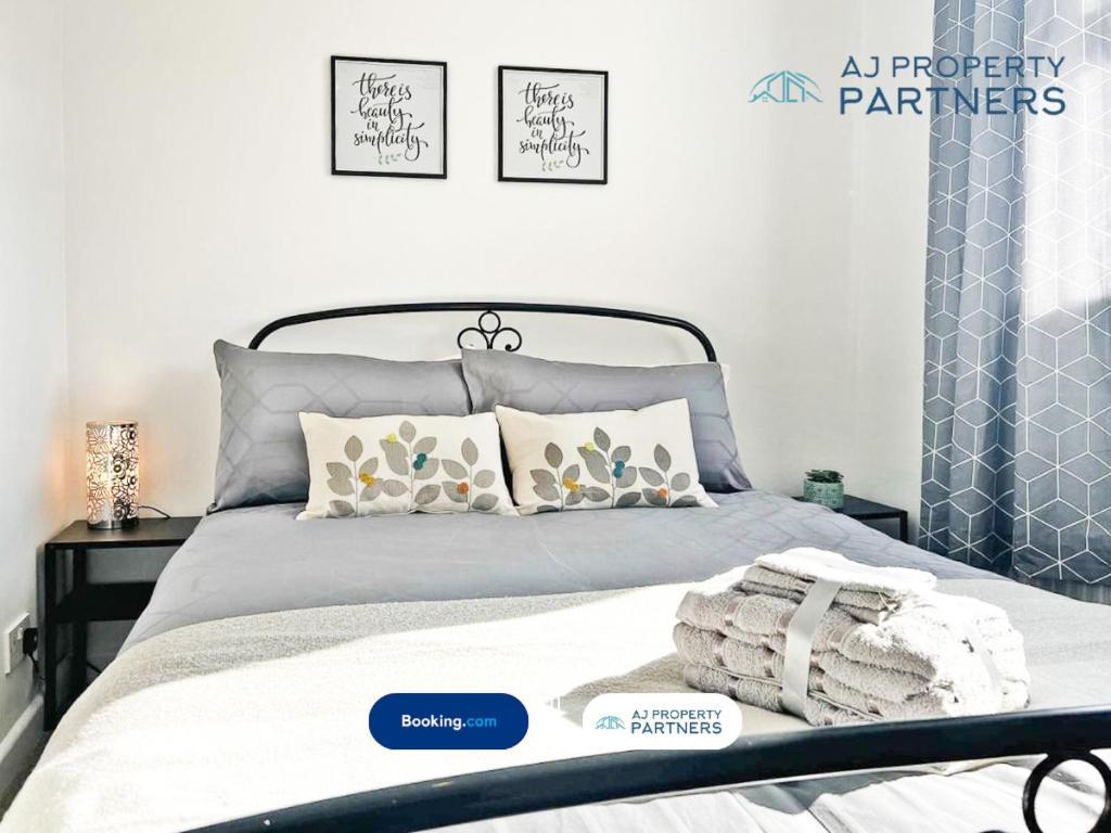 Premium Deal L Hill View Home L Last-Minute Offer L Cheltenham L Aj Properties L Perfect For Short Or Long Stays L 4Beds 4Bedrooms Buitenkant foto